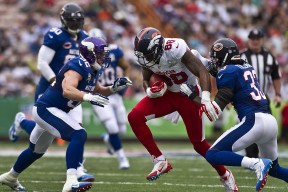 乐动·LDSports(中国)体育官网-一战封神！Rookie致命助攻掀翻热火，全场沸腾见证奇迹时刻